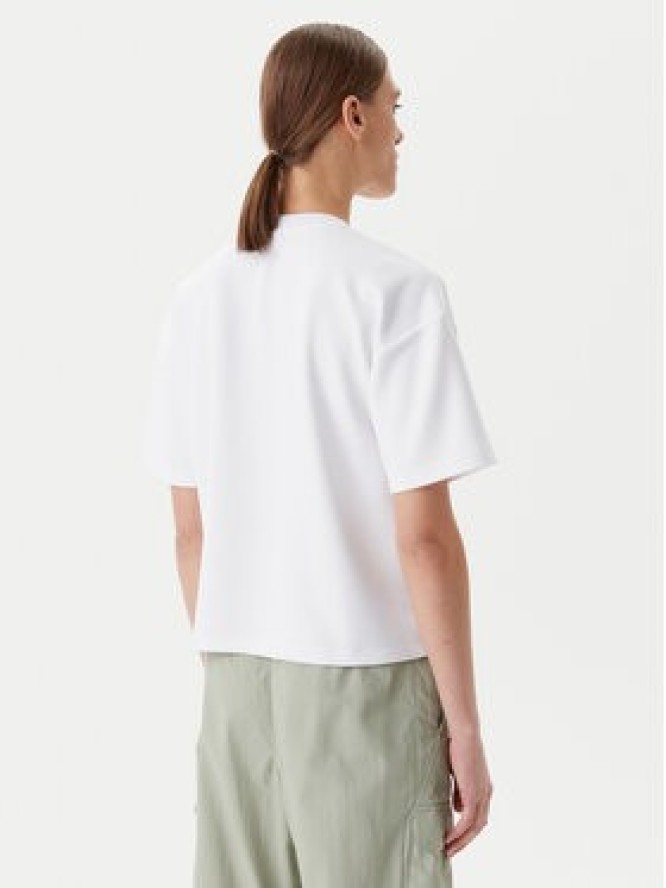 Fila T-Shirt Lisakovsk FAW1044 Biały Loose Fit