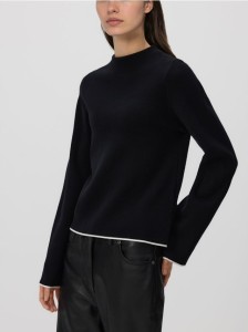 Sweter z kontrastową lamówką - czarny