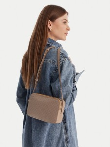 Calvin Klein Torebka Emblem Aop Elongated Camera Bag LV04F3268G Beżowy