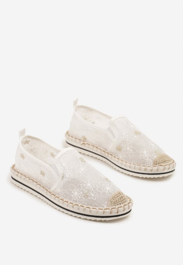 Białe Espadryle z Ozdobną Plecionką Eranoria