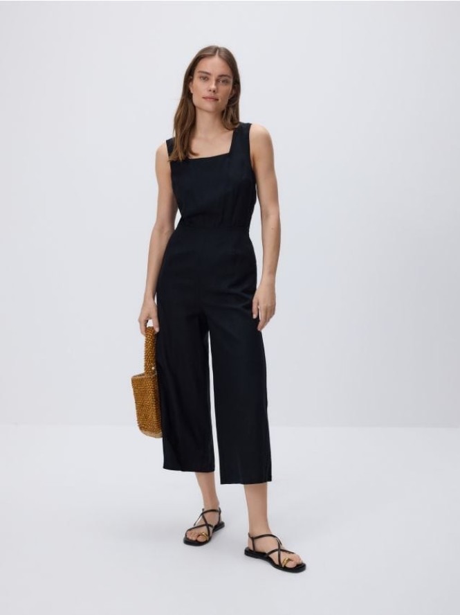 Kombinezon z wiskozą i dodatkiem lnu - czarny
