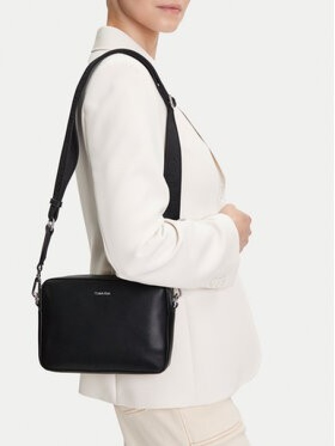 Calvin Klein Torebka Ck Must Small Camera Bag LV04F3097G Czarny