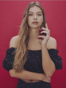 Krótka bluzka hiszpanka - wielobarwny