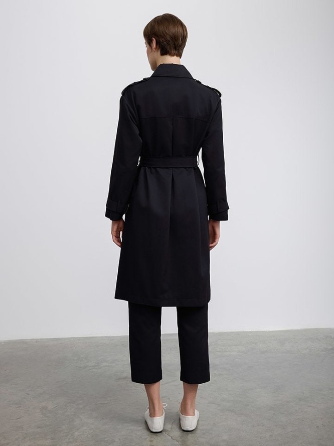 BGN Trencz w kolorze czarnym rozmiar: 40