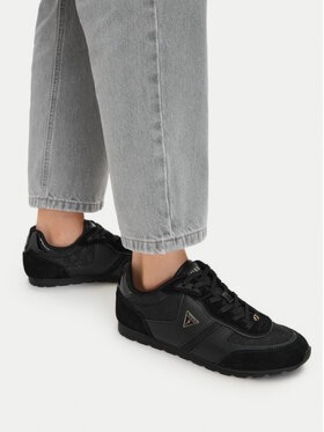 Guess Sneakersy FLTTYR SUE12 Czarny
