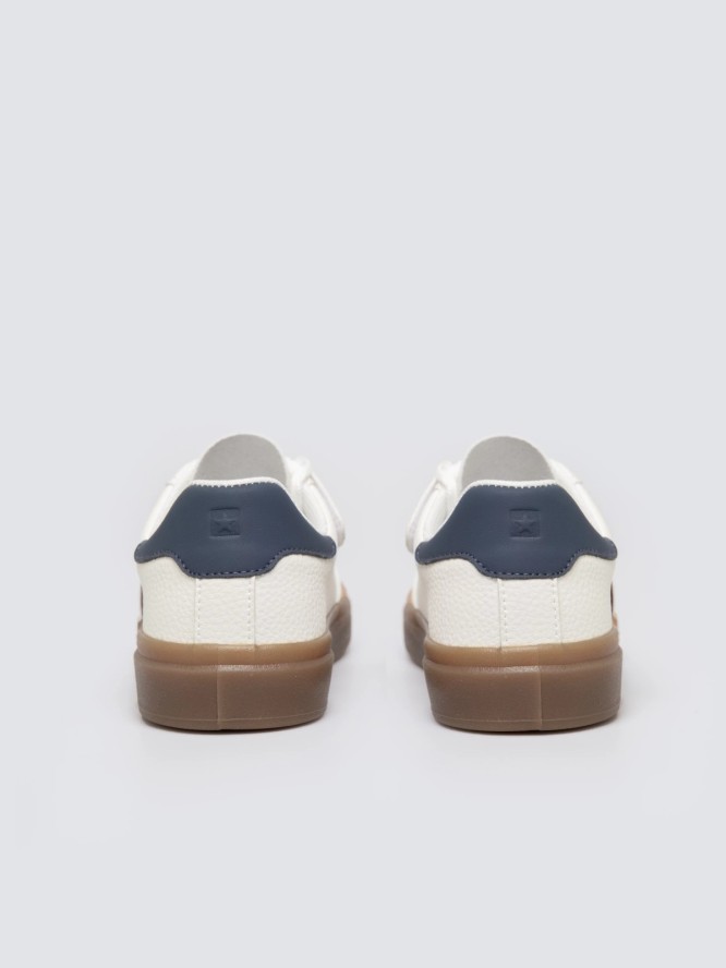 Sneakersy damskie ze skóry naturalnej białe SS274687 101