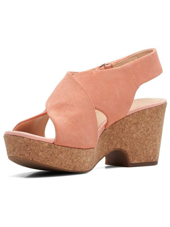 Clarks Skórzane sandały w kolorze jasnoróżowym na obcasie rozmiar: 42