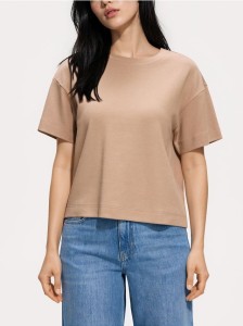 Dzianinowy t-shirt z bawełną - beżowy
