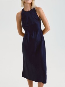 Sukienka midi z tkaniny NAIA - granatowy