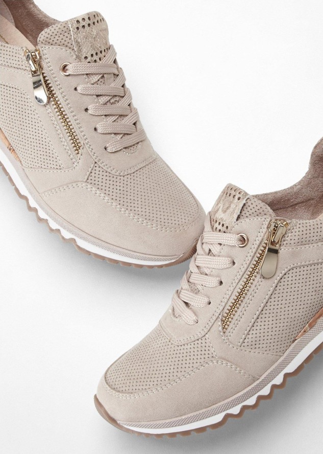 Sneakersy marki Marco Tozzi z zamkiem