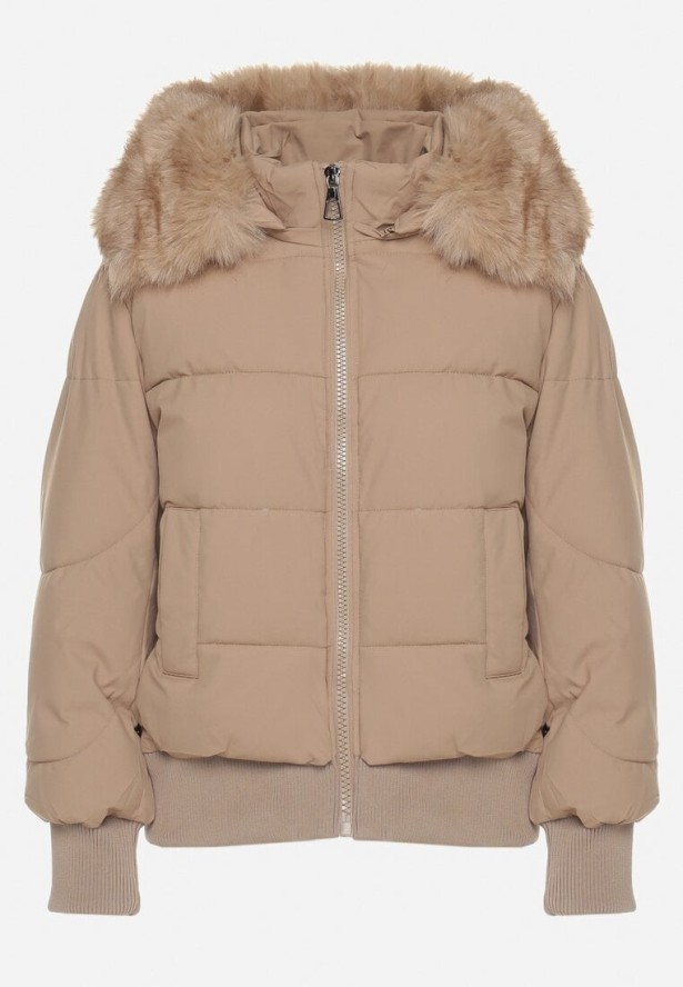 Ciemnobeżowa Pikowana Kurtka z Szerokimi Ściągaczami i Ozdobnym Futrem przy Kapturze Inandria