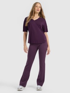 4F Spodnie dresowe z prostymi nogawkami z modalem damskie - fioletowe XL