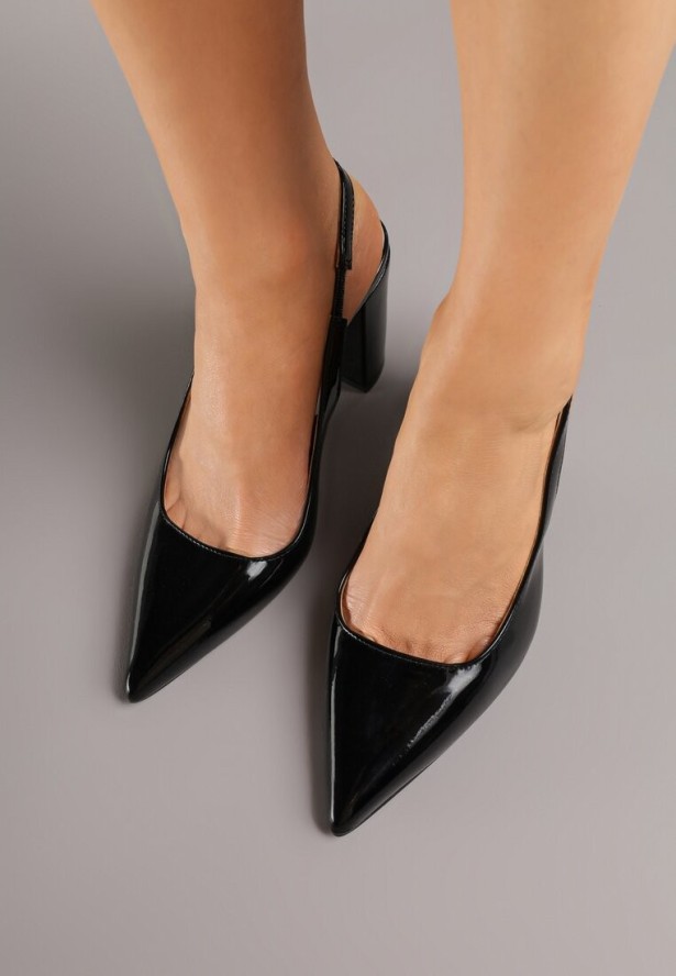 Czarne Sandały Lakierowane na Słupku Slingback Halasela