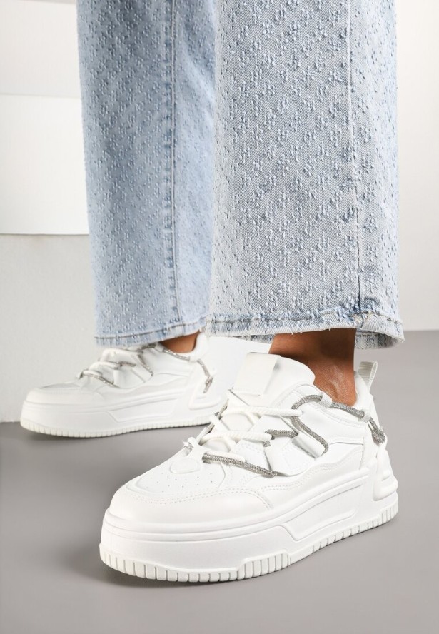 Białe Sneakersy na Grubej Podeszwie Zdobione Cyrkoniami Neothra