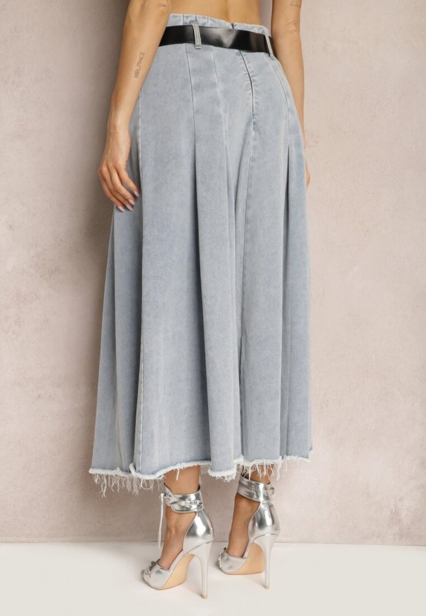 Jasnoniebieska Rozkloszowana Spódnica Jeansowa z Paskiem w Komplecie Grinna