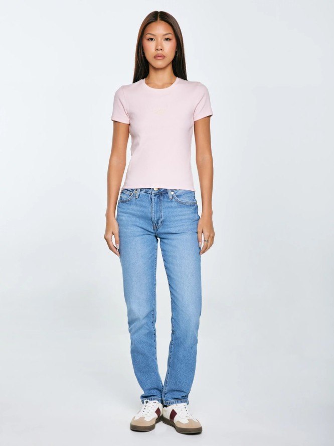 Koszulka damska w prążek z haftem różowa Clarsa 600