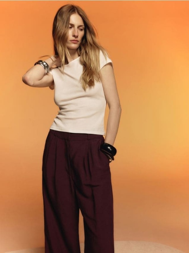 Bawełniany t-shirt slim fit - biały