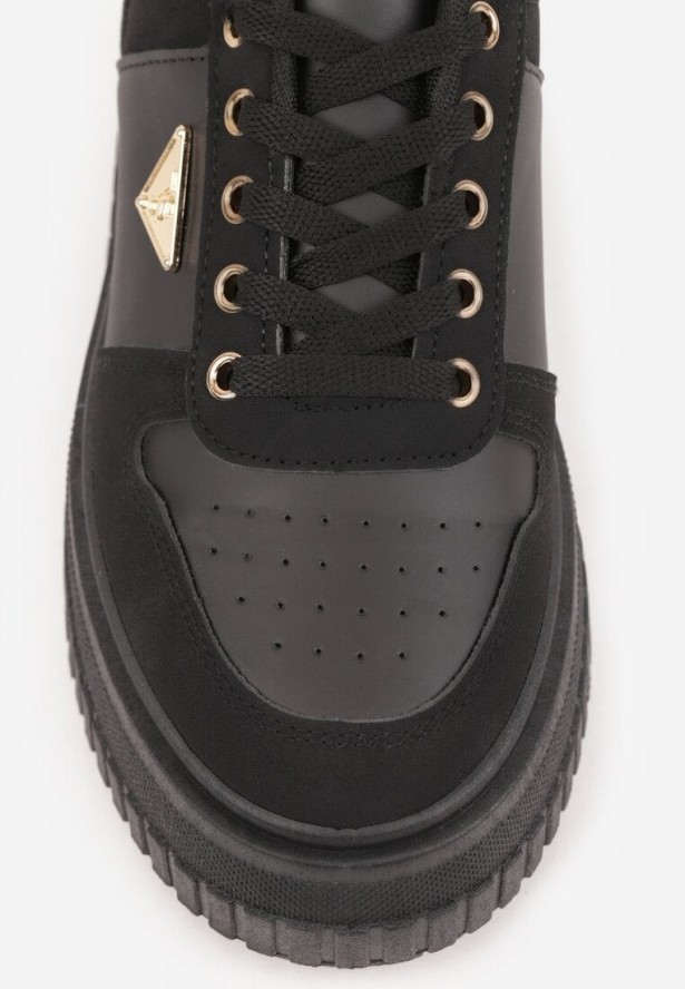 Czarne Chunky Sneakersy z Trójkątną Aplikacją VICES na Platformie Cezaline