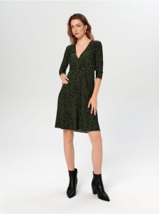 Sukienka mini ze wzorem - wielobarwny