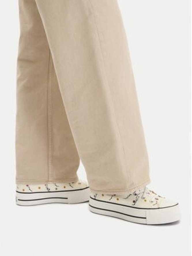 Converse Trampki Chuck Taylor All Star Lift A15536C Écru