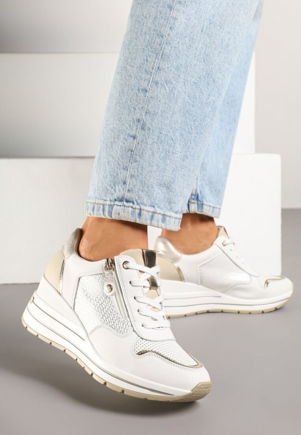 Białe Skórzane Sneakersy na Koturnie z Metalicznymi Zdobieniami i Suwakiem Jorivis