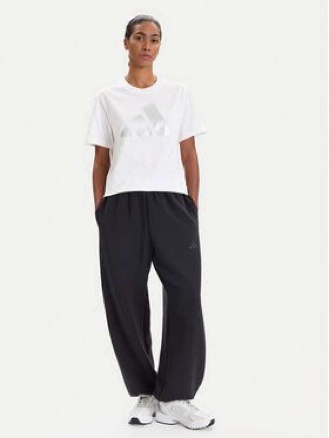 adidas T-Shirt Holiday Metallic Graphic JM4427 Biały Regular Fit