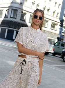 Koszula w groszki - złamana biel